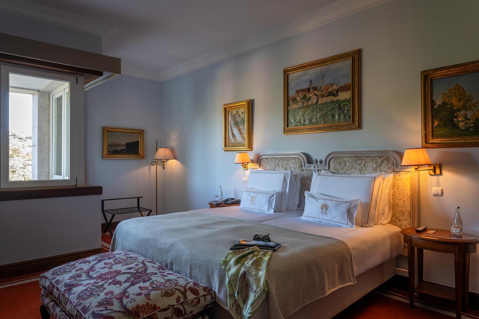 Pestana Palace Lisboa Hotel & National Monument - The Leading Hotels Of The World Dış mekan fotoğraf A bedroom at the hotel
