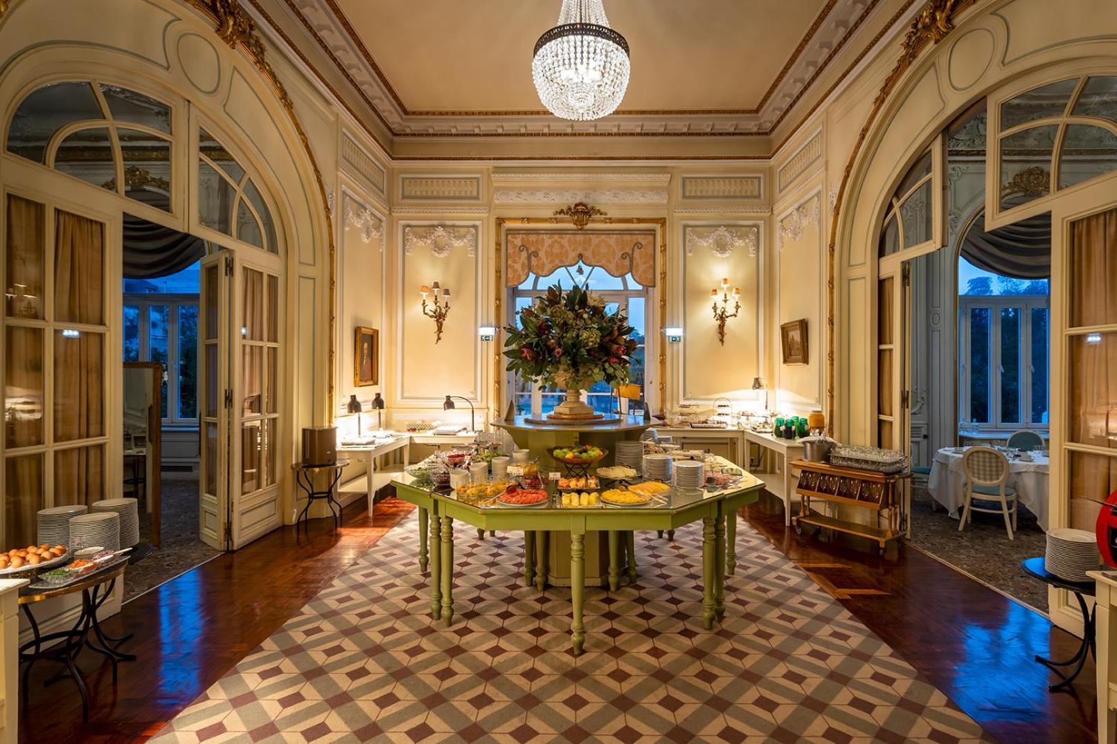 Pestana Palace Lisboa Hotel & National Monument - The Leading Hotels Of The World Dış mekan fotoğraf The interior of the restaurant